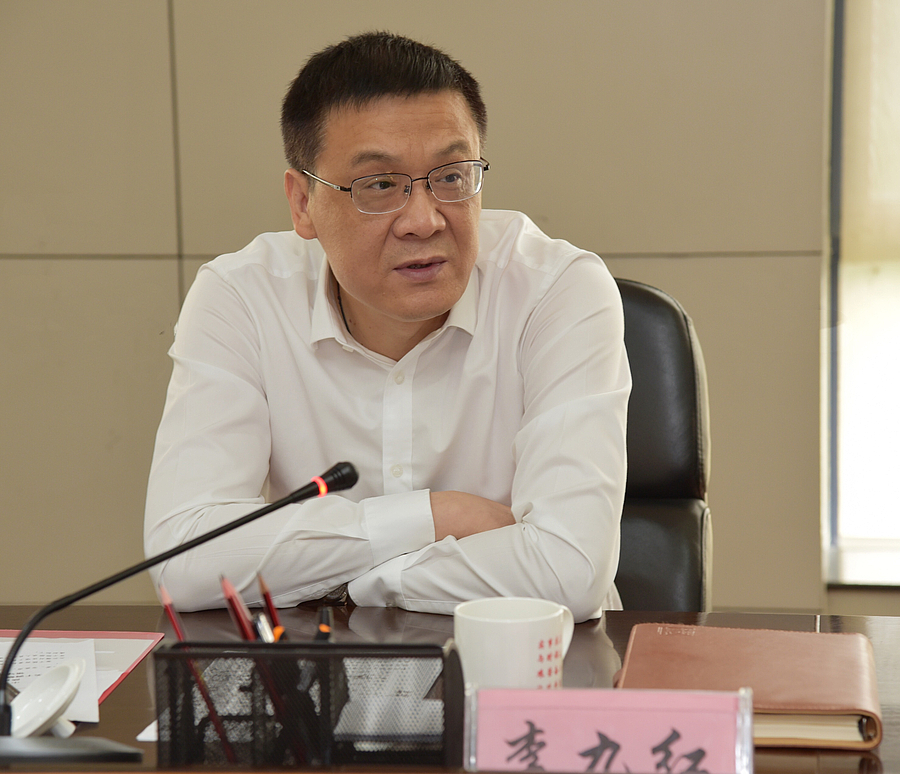 李婧3.jpg 李婧3.jpg